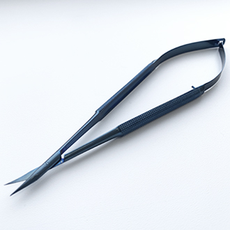 Ножницы остроконечные Кастроведжо вертикально-изогнутые дл. 180 мм из титанового сплава. 07-353-18t