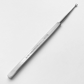 Ретрактор (расширитель-крючок) для трохеи 2-зубый остроконечный